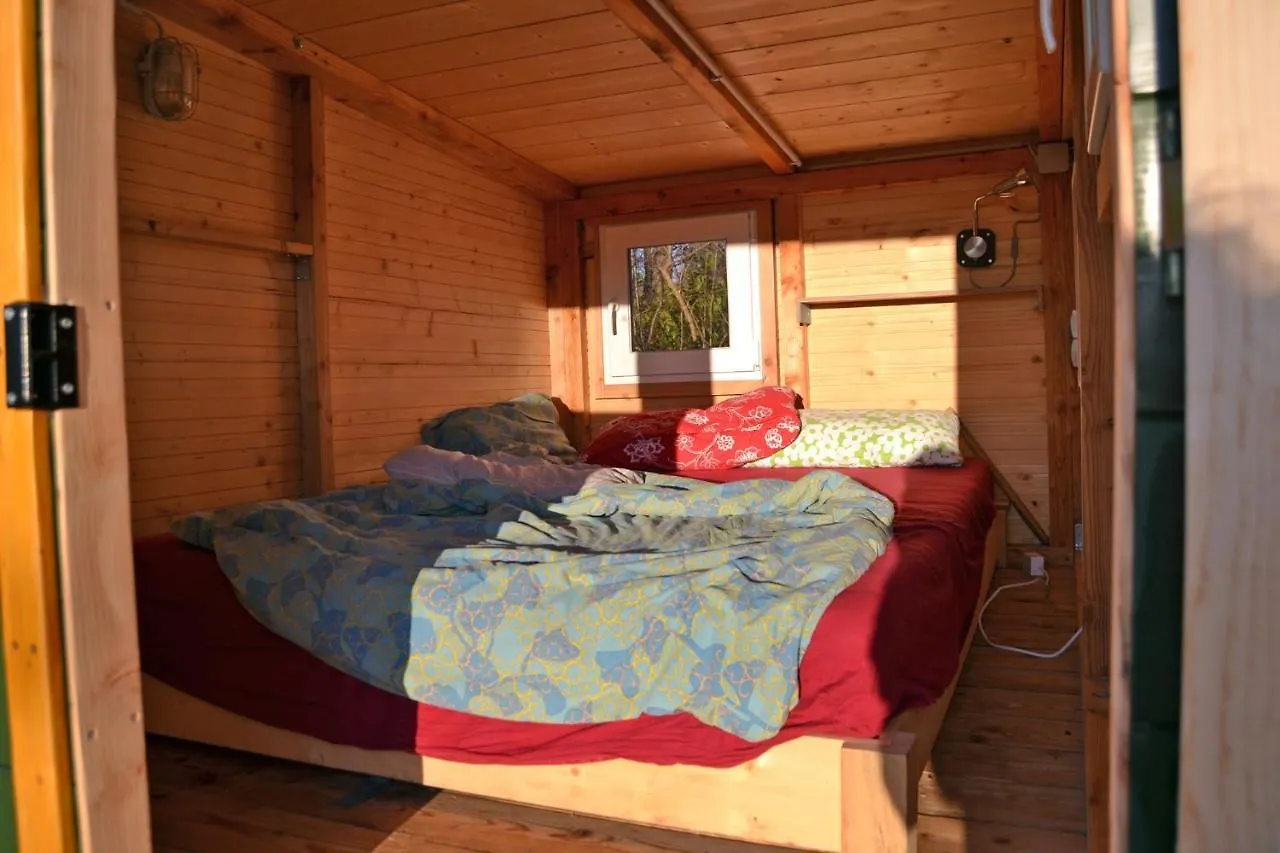 The Tent - Youth Only - Buchung Leider Nur Bis 30 Jahre Moeglich! Múnich Hostal