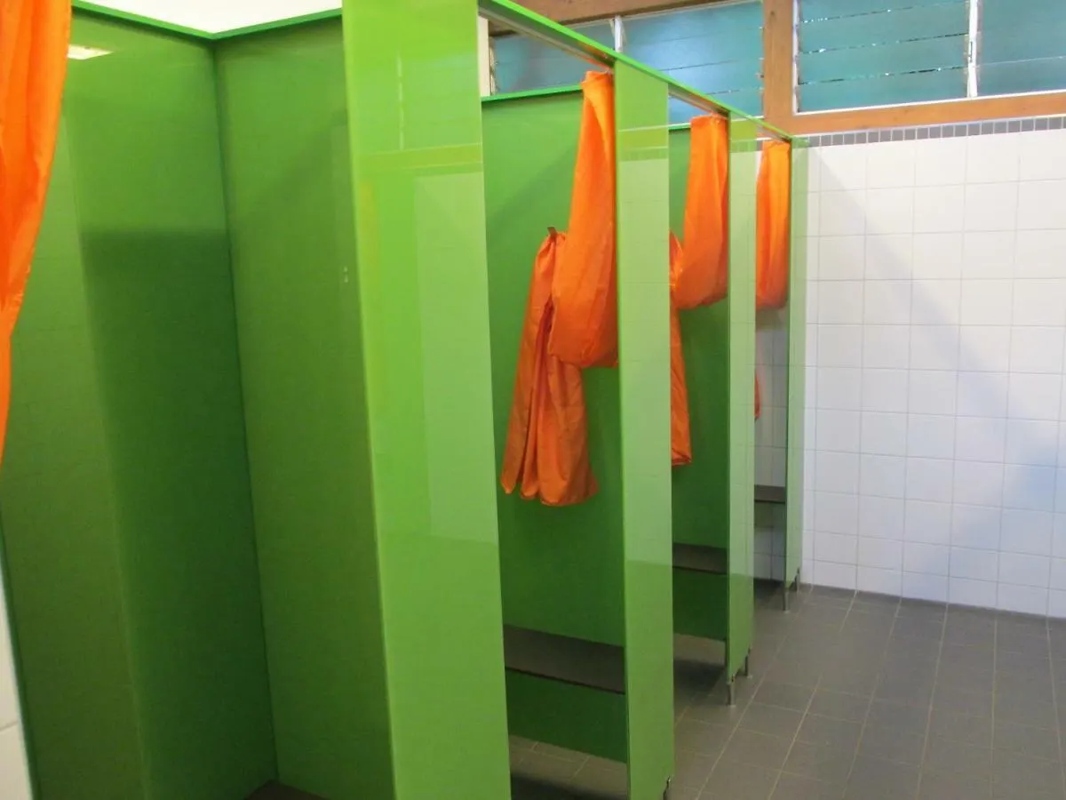 Hostel The Tent - Youth Only - Buchung Leider Nur Bis 30 Jahre Moeglich! Munich