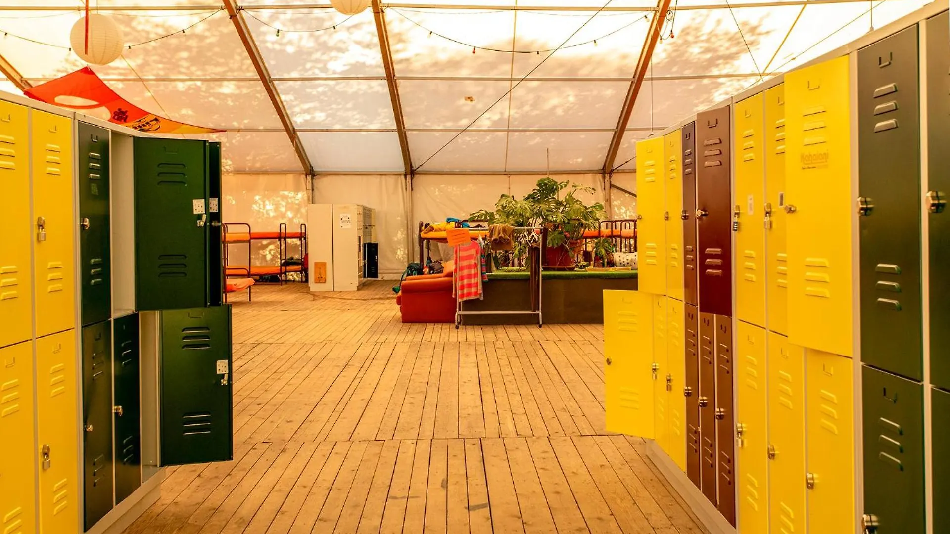Vandrarhem The Tent - Youth Only - Buchung Leider Nur Bis 30 Jahre Moeglich! München